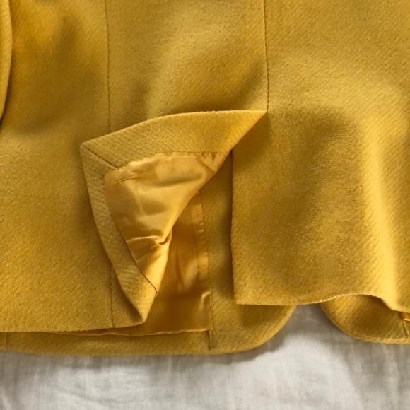 Yellow Ralph Lauren blazer - Picture 7 of 7